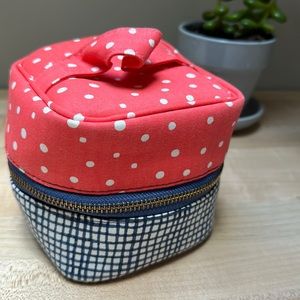 Gibson Makeup Bag